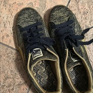 Puma Men’s Sneakers in Black and Gold